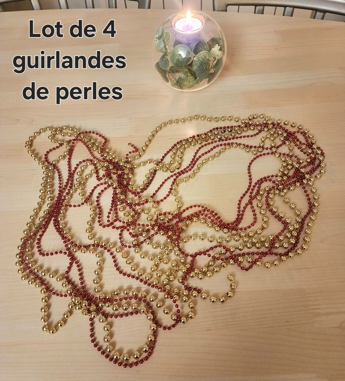 Lot de 4 guirlandes de perles