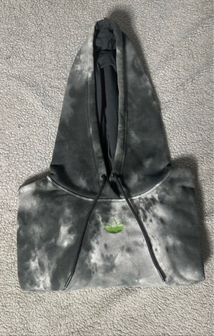 Pull court adidas 36