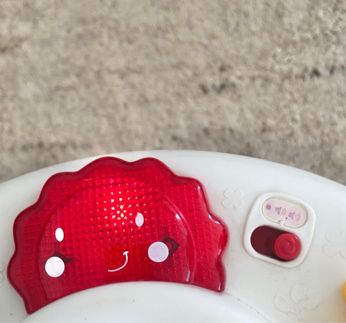 Trotteur / Table d’activités / Portique d’éveil Vtech - photo numéro 5