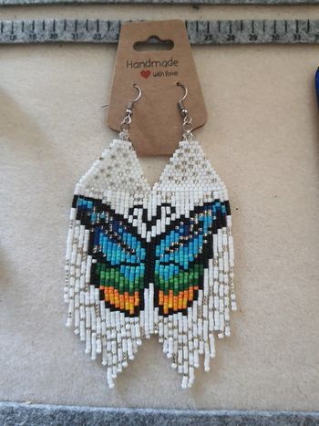 Boucles pendantes papillons