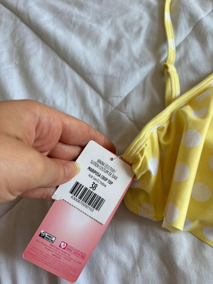 Haut de maillot de bain jaune à pois blanc volant taille M/38 Penti neuf - photo numéro 4