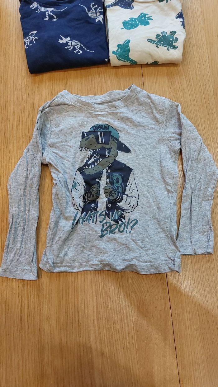 Lot 3 t-shirts manches longues dinos - photo numéro 6