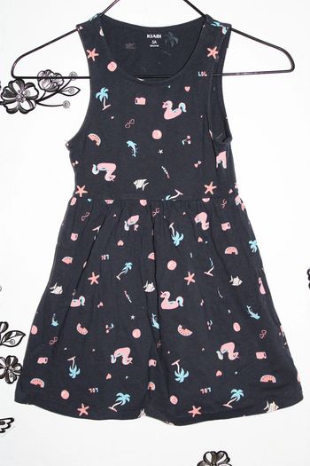 🦄 Robe d'été Kiabi bleu marine à motifs fantaisie - Taille 5 ans 🌴
