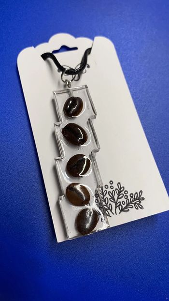 Collier café