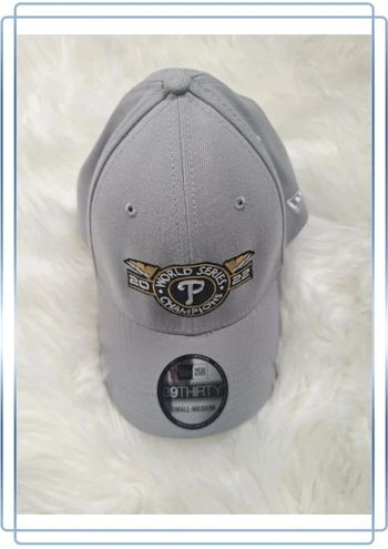 casquette grise new era world champions 2022 / taille S - M brodé (443)