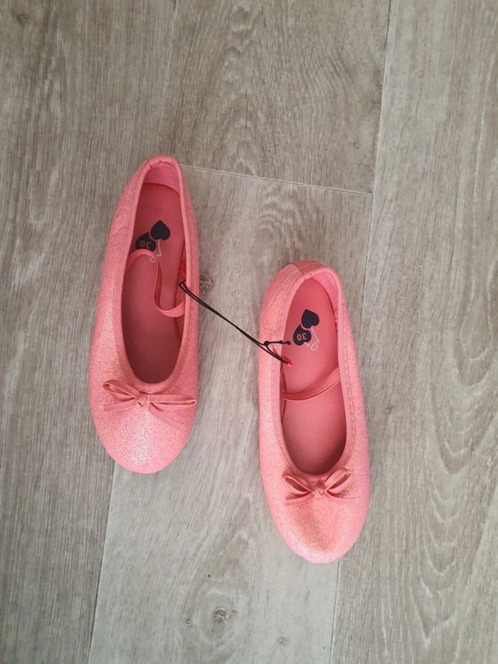 Ballerines roses pailletés taille 30 neuves - photo numéro 2