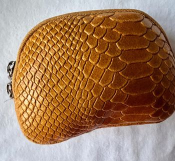 Porte-monnaie en cur neuf