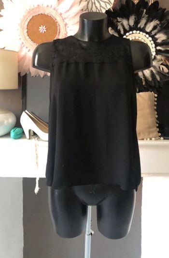 Très jolie blouse noire Zara