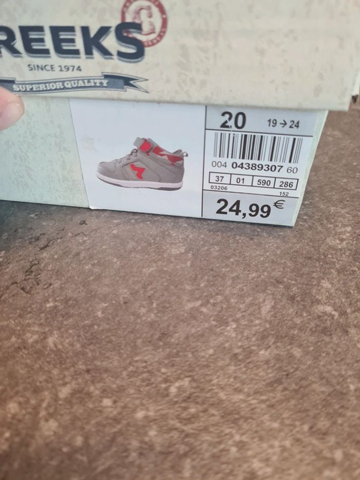 Chaussure taille 20 - photo numéro 4