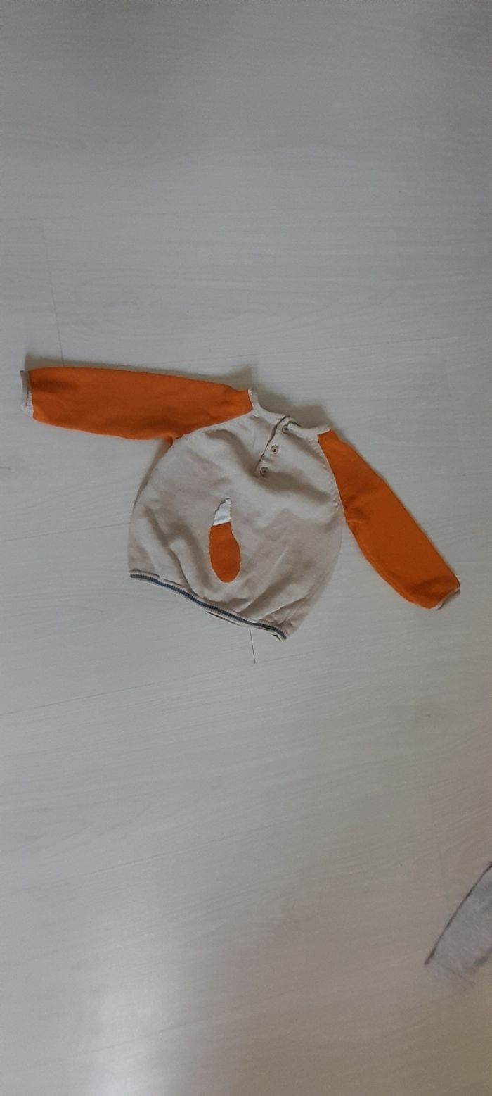 Pull T 6 mois - photo numéro 3