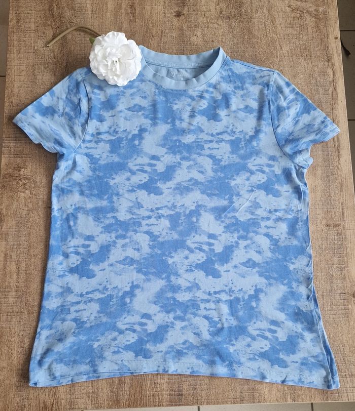 Tee shirt