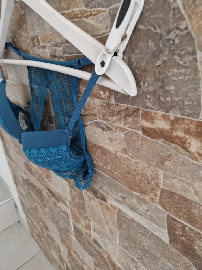 1 soutien-gorge bleu taille 85 B - photo numéro 3
