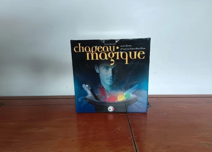 Jeu de magie Chapeau magique 150 Tours état neuf - photo numéro 2
