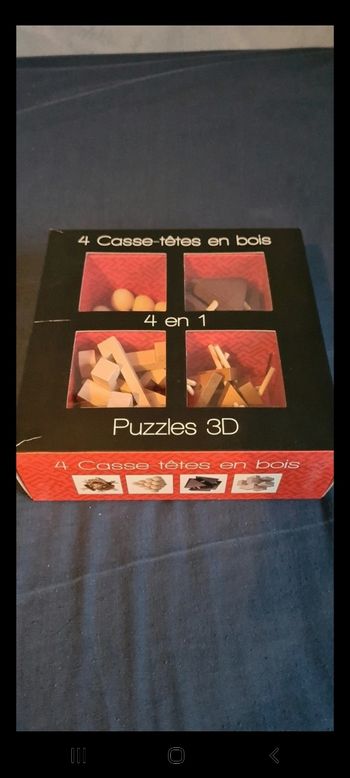 4 casses-têtes en bois