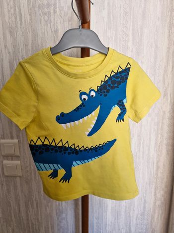 🎯 T-shirt manches courtes garçon - C&A - Taille 3 ans - Coton
