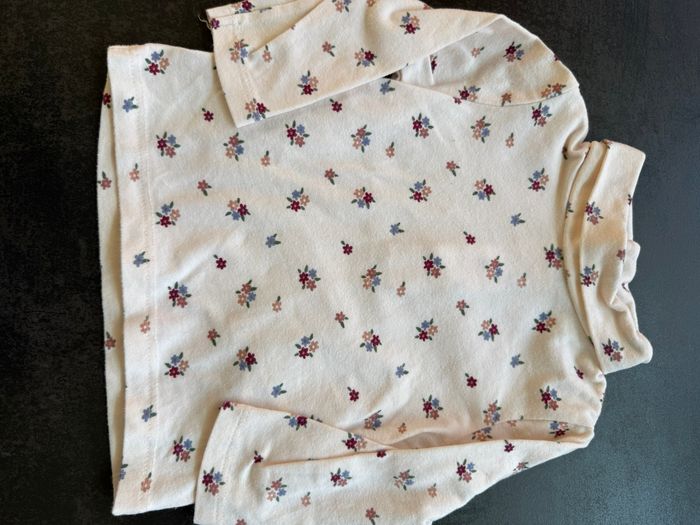 Lot de 2 sous pulls 3 mois - photo numéro 2