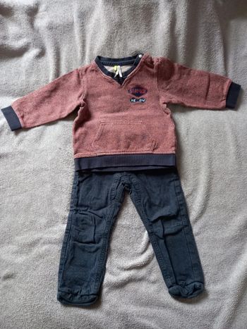 Ensemble pantalon/pull 24 mois