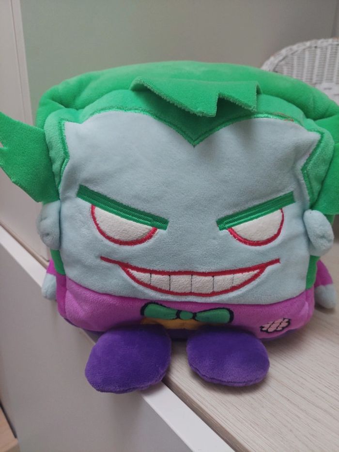 Kawaii cubes - peluche carré joker batman grand format