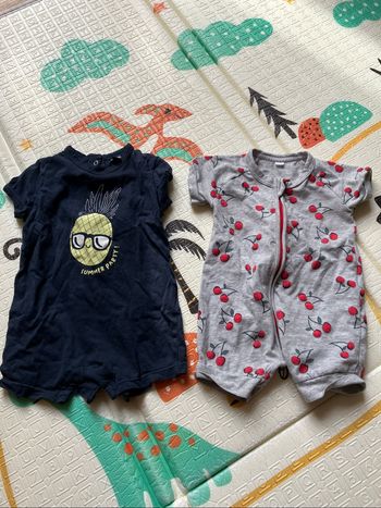 Lot de 2 combinaisons bébé 6 mois