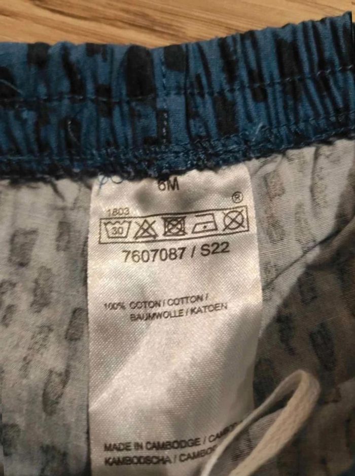 Short 6 mois - photo numéro 3