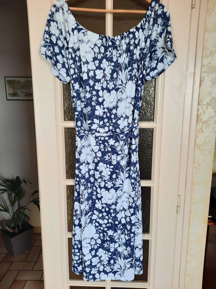Robe mi-longue - photo numéro 4
