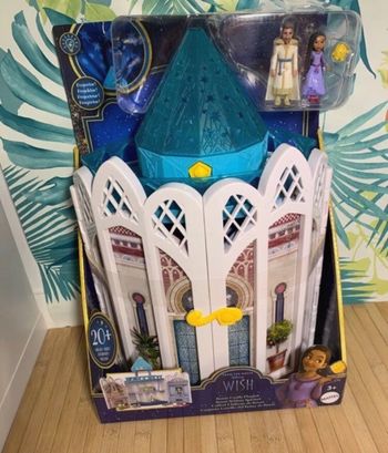 Le Château de Rosas et ses deux mini-figurines