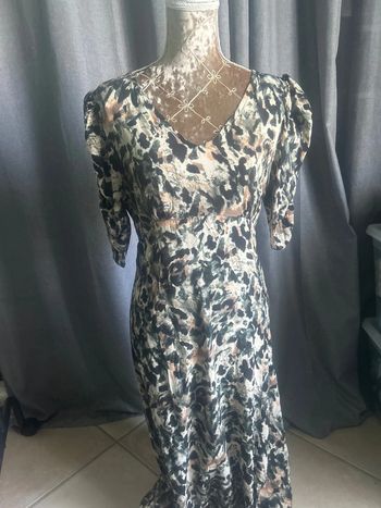 Très jolie robe longue Only