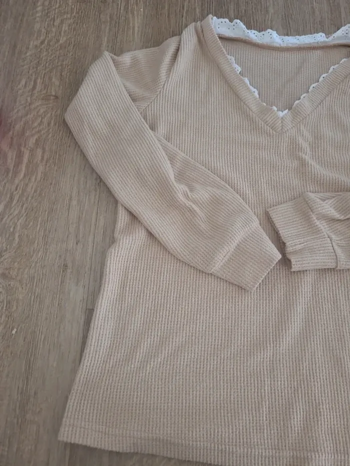 Pull leger manches longues - photo numéro 2