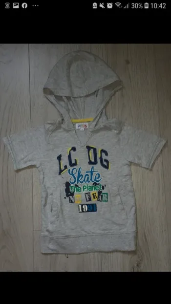 T-shirt capuche la compagnie des Petits