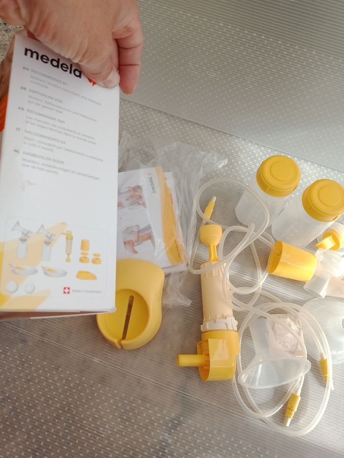 Medela Lactina set double pompe COMPLET - photo numéro 5