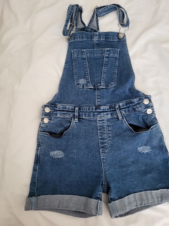 Salopette courte en jean taille 12 ans