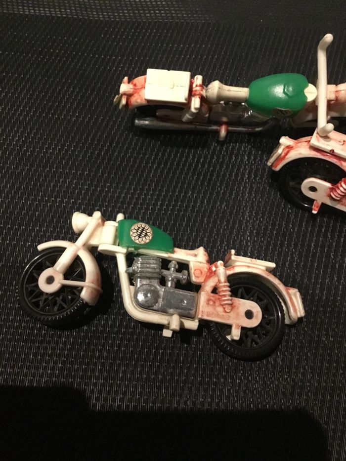 Playmobil lot 3 motos police vintage en l’état coloriées pour pièces - photo numéro 3