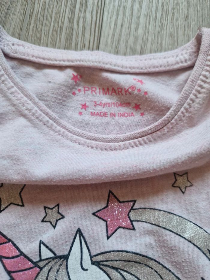 T shirt licorne 3/4 ans - photo numéro 2