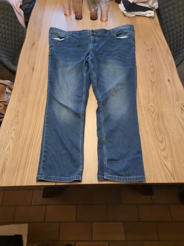 Jean.