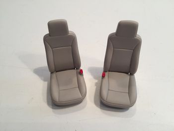 Siège avant x2 pièce détachée miniature Chevrolet Colorado 2004 Maisto 1/18 1/18ème #A37