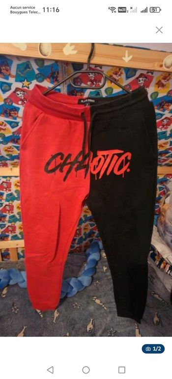 Jogging rouge et noir