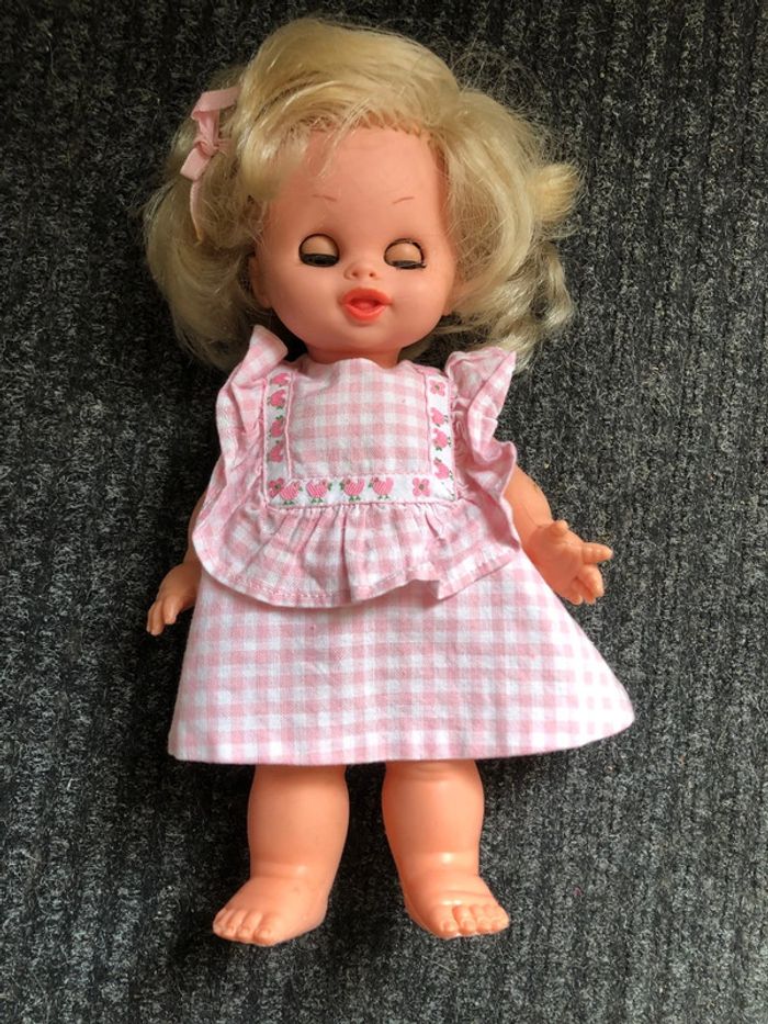 Poupée 26 cm vintage