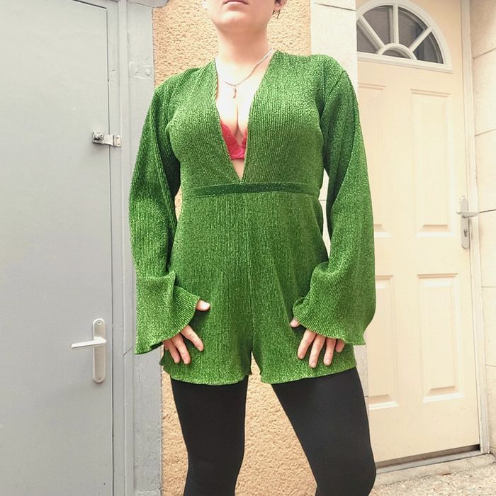 Magnifique combinaison de fêtes taille M - photo numéro 4