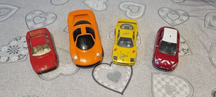 Lot n°12 petites voitures
