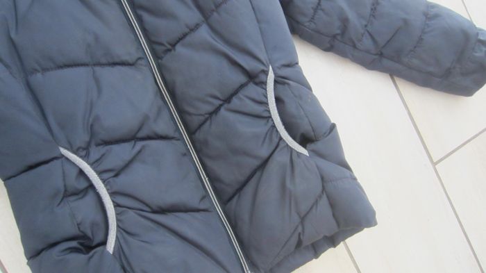 Blouson/doudoune a capuche 10 ans - photo numéro 2