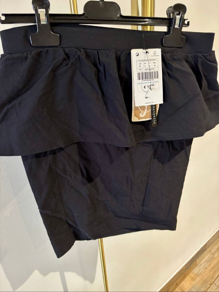 Mini jupe taille S - photo numéro 7