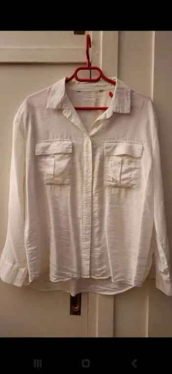 Chemise blanche transparente