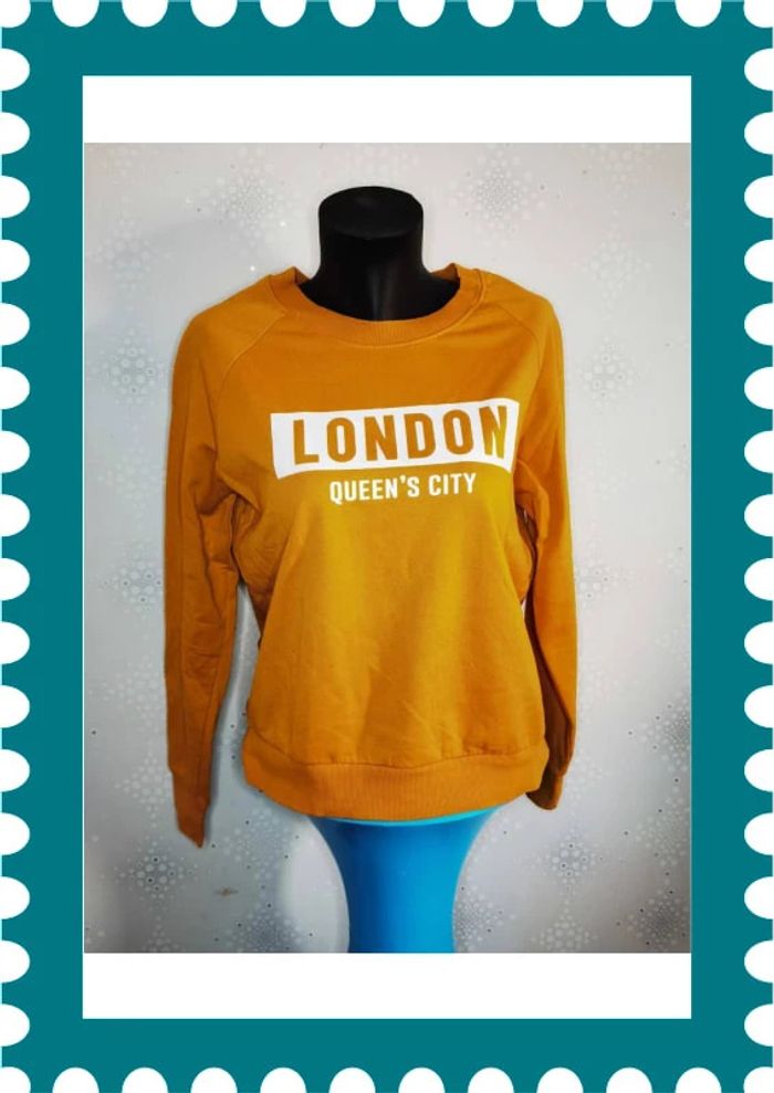 D2783 - sweat femme taille L