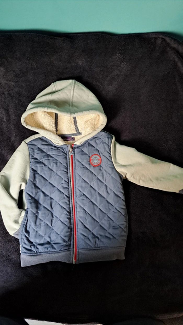 Veste moumoute taille 5 ans