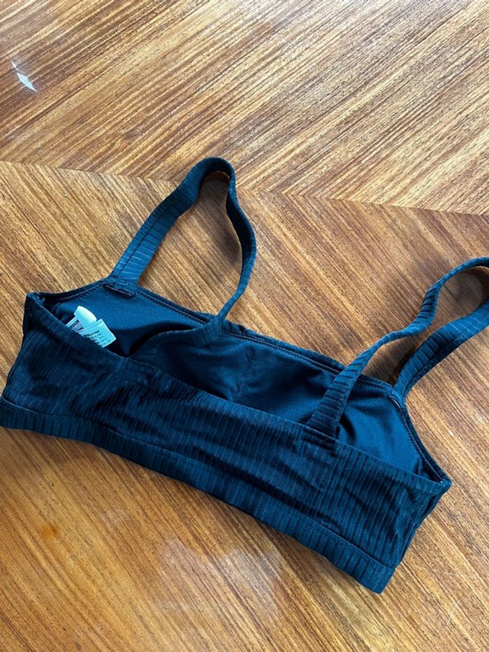 Haut de maillot de bain noir - photo numéro 3
