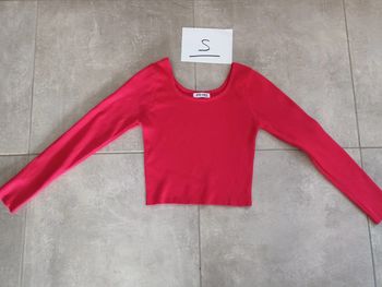 T-shirt court manches longues taille S Miss Sara