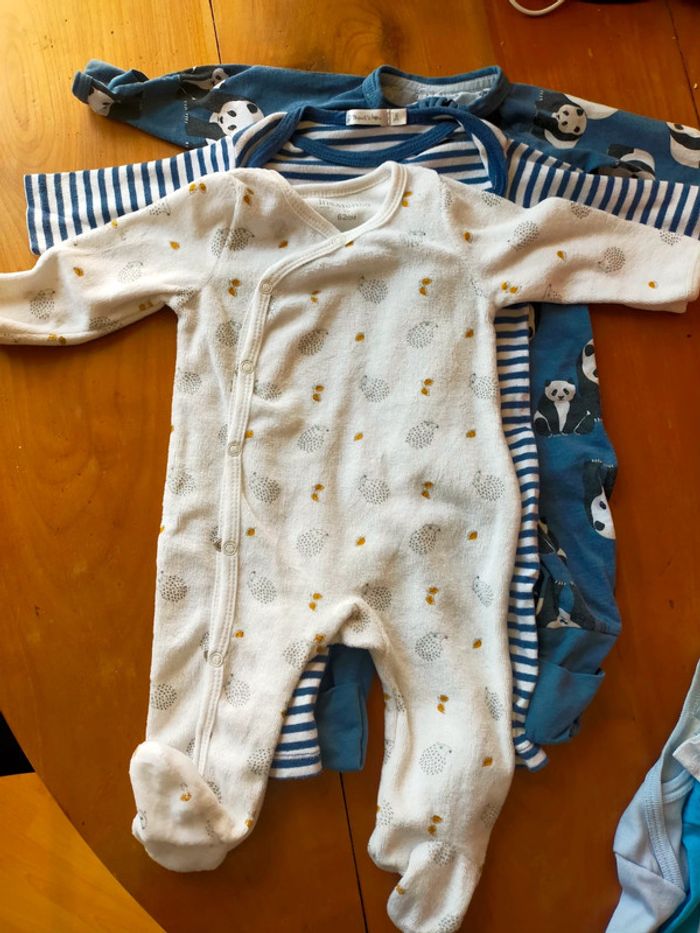Lot de pyjamas