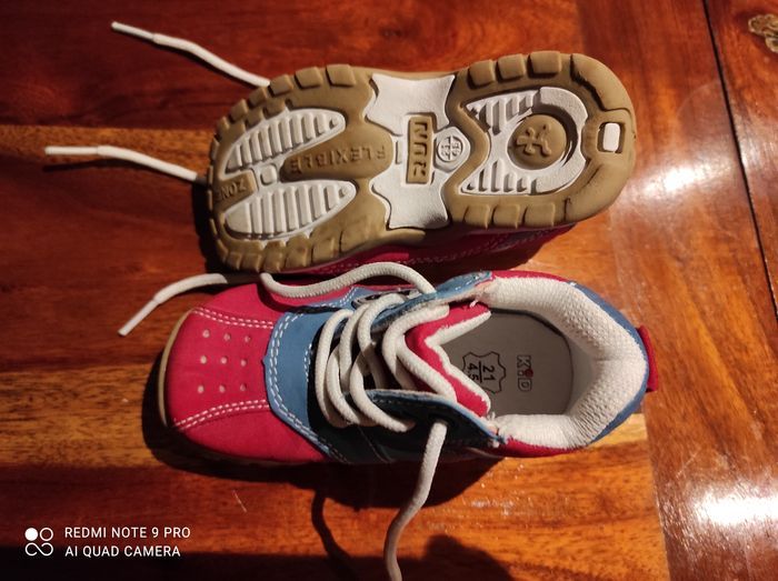 Chaussures montantes neuves. - photo numéro 3