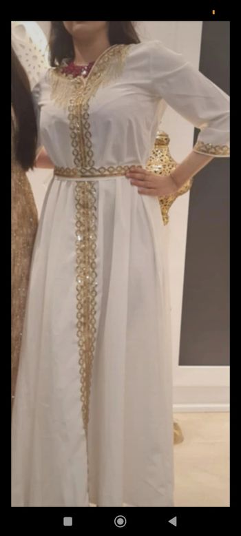 Femme robe caftan