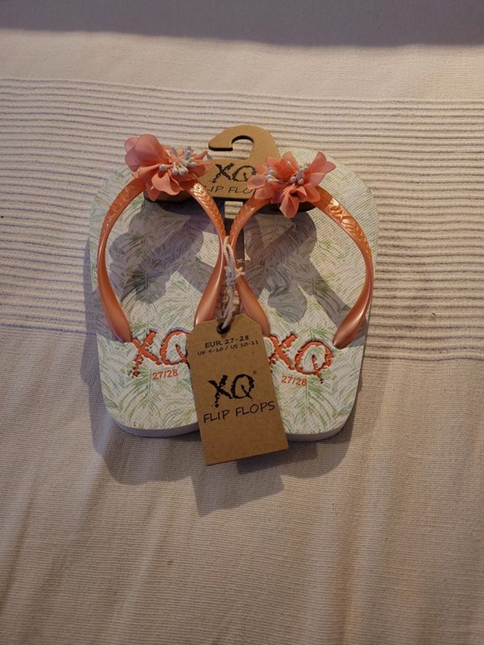 Tongues taille 27/28 - photo numéro 2